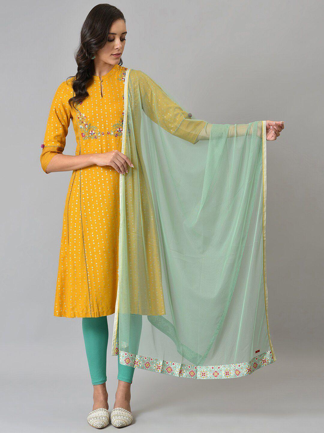 w green solid crepe dupatta