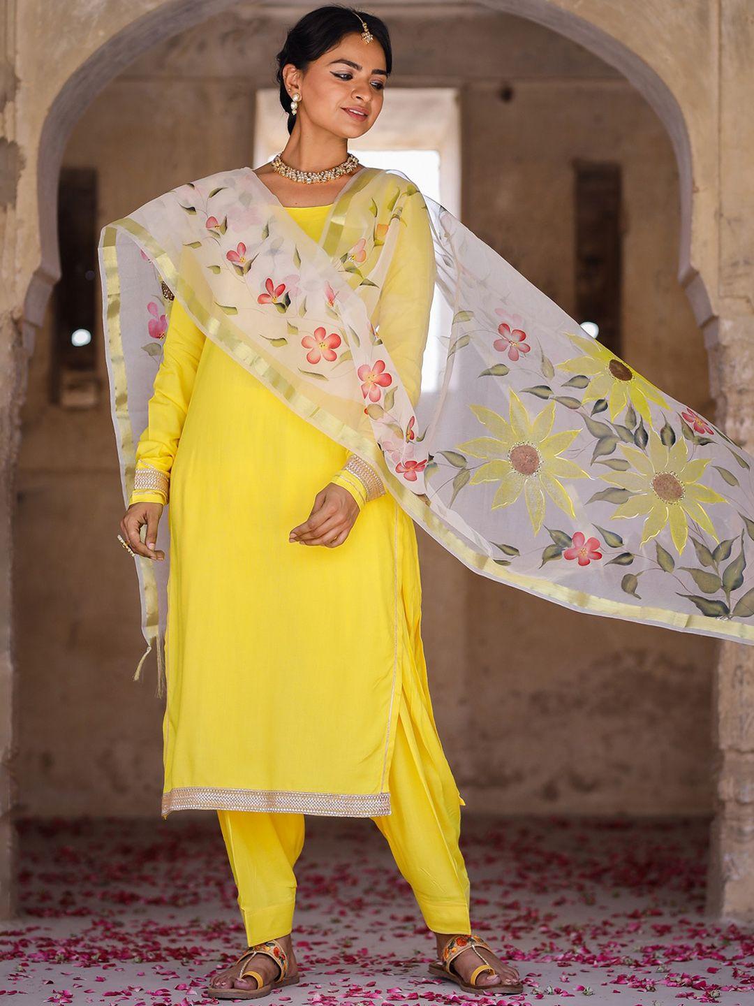 pheeta women yellow kurta with trousers & with dupatta