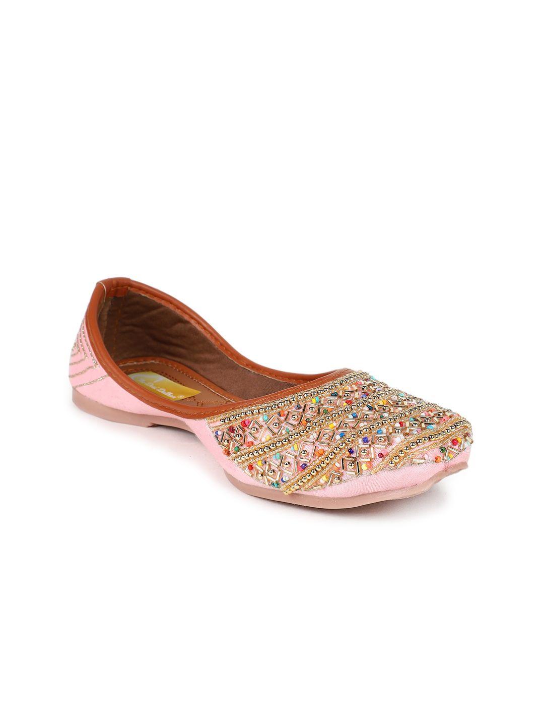 the desi dulhan women embellished ethnic mojaris flats