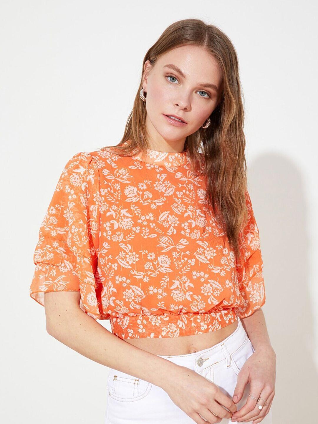 trendyol floral printed styled back crop top