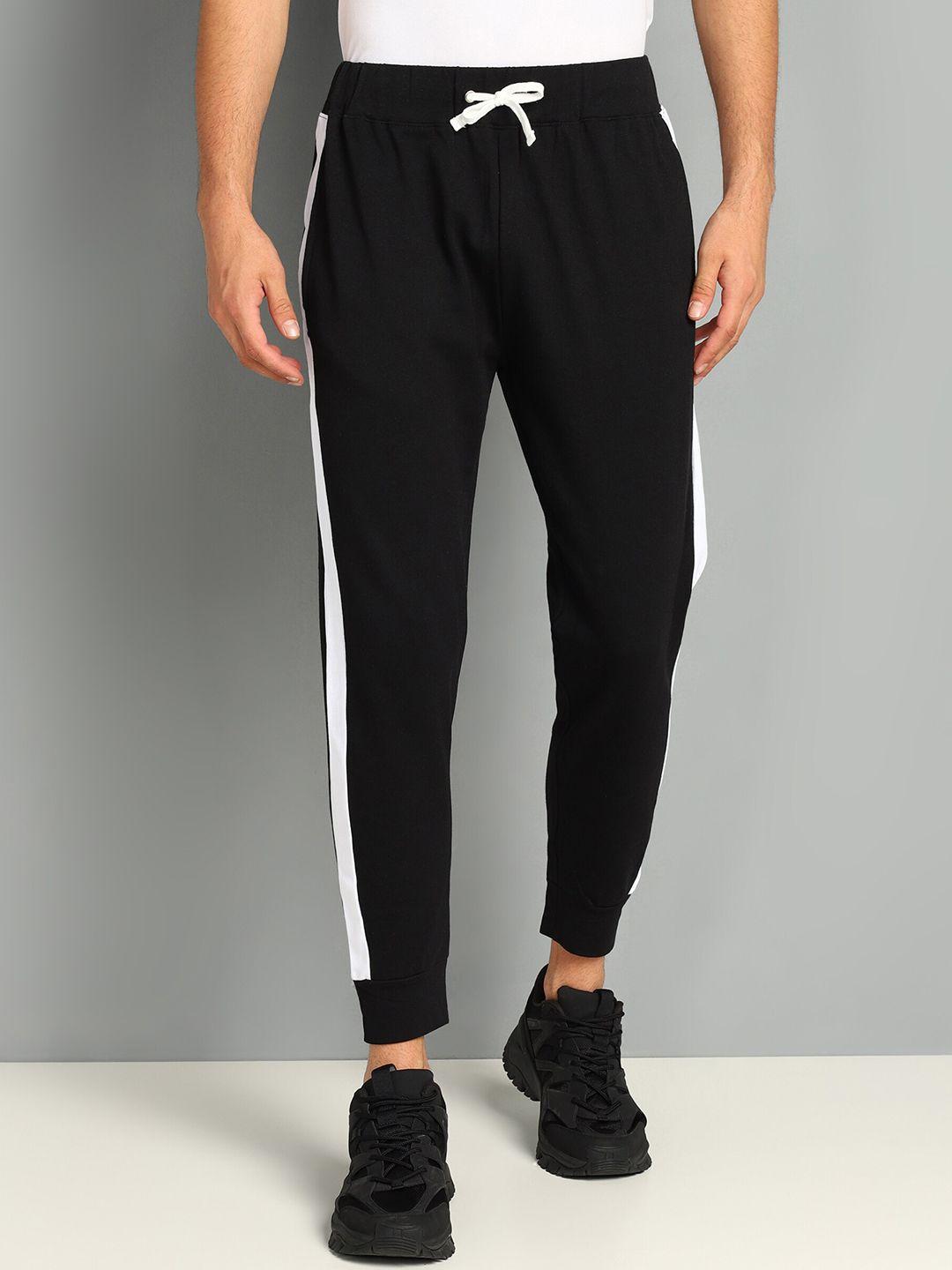 sharktribe men colourblocked mid-rise joggers