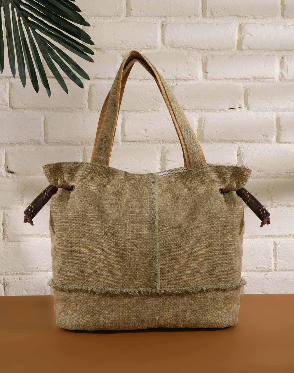 green jute tote