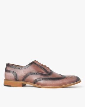 brogue oxford shoes