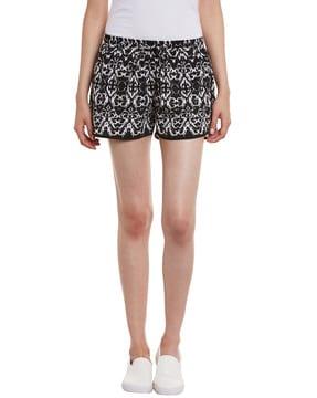 abstract print shorts