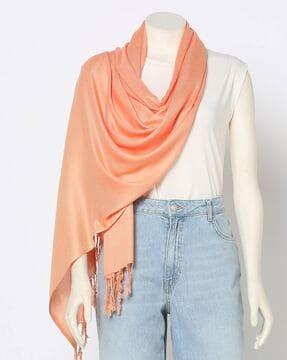 stole with tassels