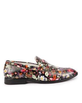 floral print loafer