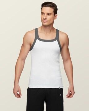 solid sleeveless vest