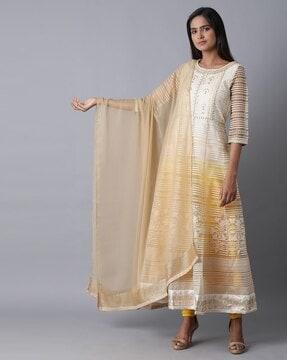 women gold chiffon drape