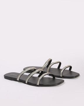 women strappy sandals