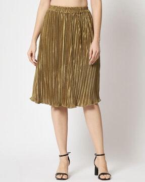 pleated flared skirt