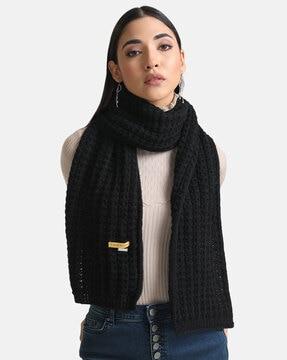 knitted scarf