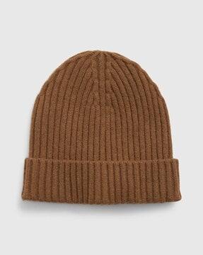 women knitted beanie