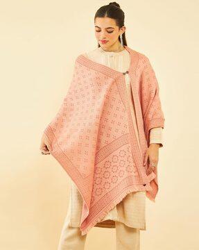 women knitted shawls