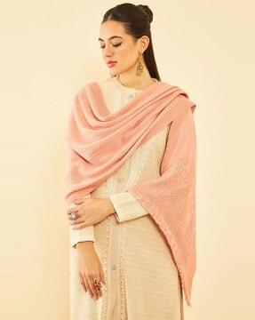 women knitted shawls