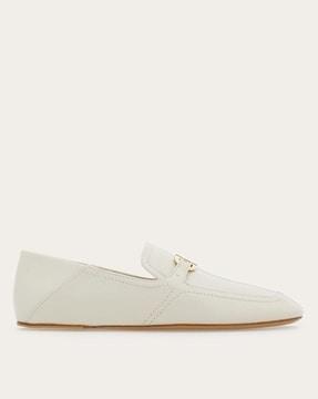 vara buckle loafers