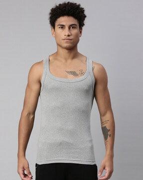 men sleeveless vest