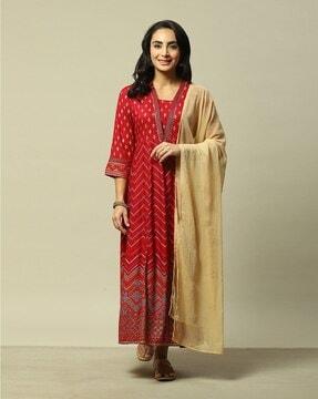 women printed dupatta