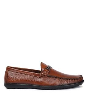 men round-toe slip-on loafers