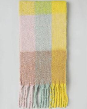 checks print scarf