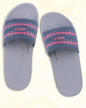 women patterned slides