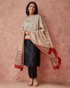 women striped dupatta