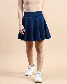 women textured skirt