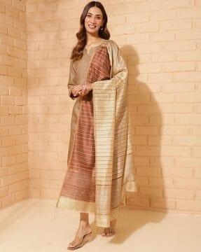 women stripes dupatta