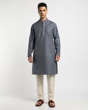 embroidered straight kurta