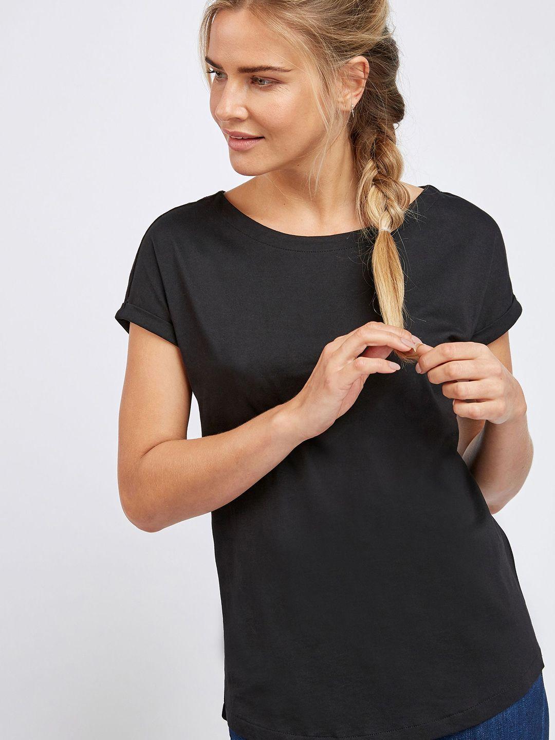 next women black solid round neck pure cotton t-shirt