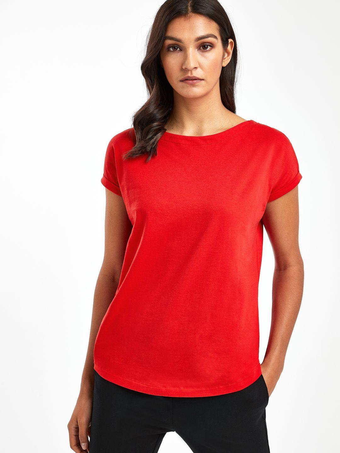 next women red solid round neck pure cotton t-shirt