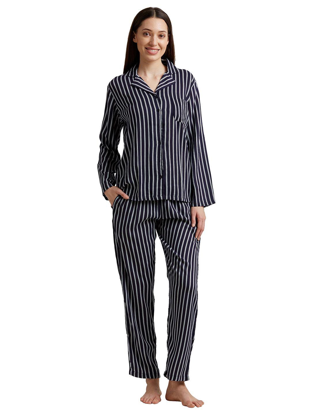 drape in vogue women black & white striped nightsuit