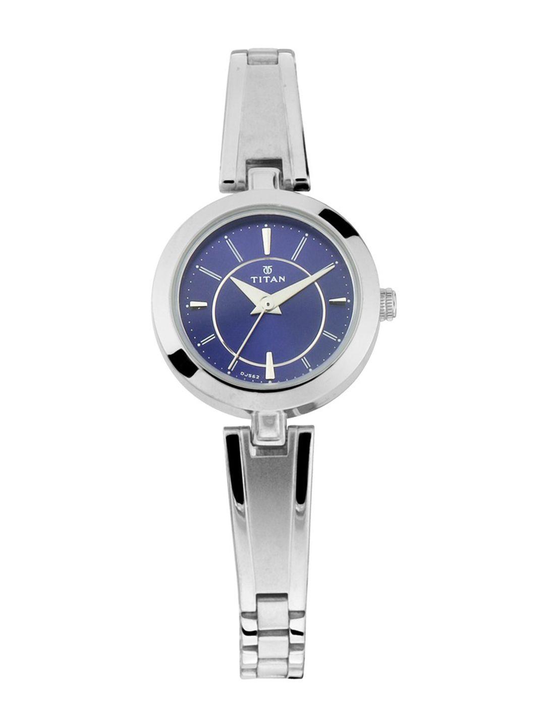 titan women blue analogue watch nm2598sm03