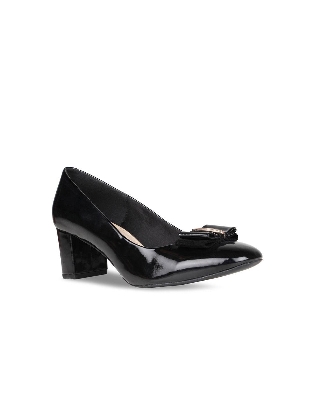 rocia women black solid pumps