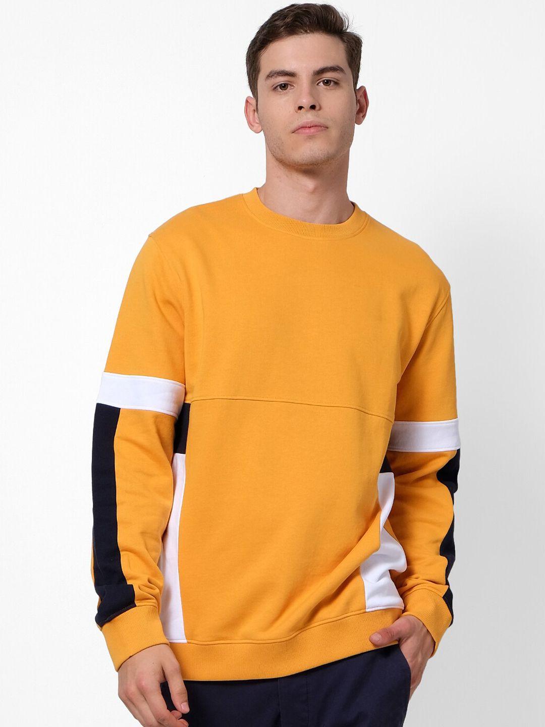 celio men mustard yellow & white colourblocked pullover sweatshirt