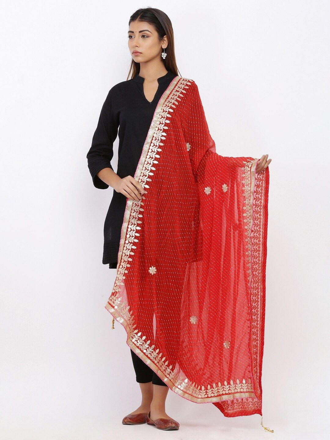 soundarya women red embroidered