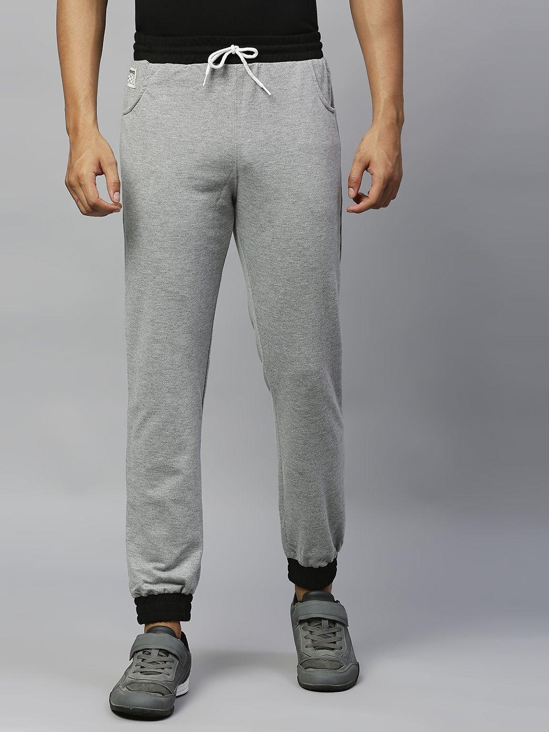 hubberholme men grey melange straight fit solid joggers