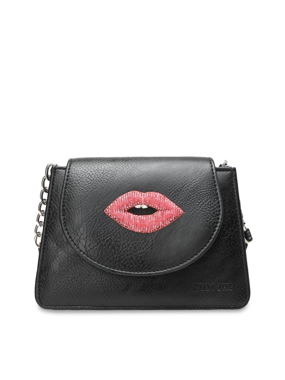 clotche that black pout sling bag