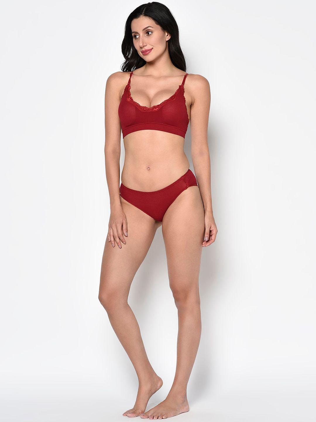 da intimo women red coloured lightly padded lace brief lingerie set