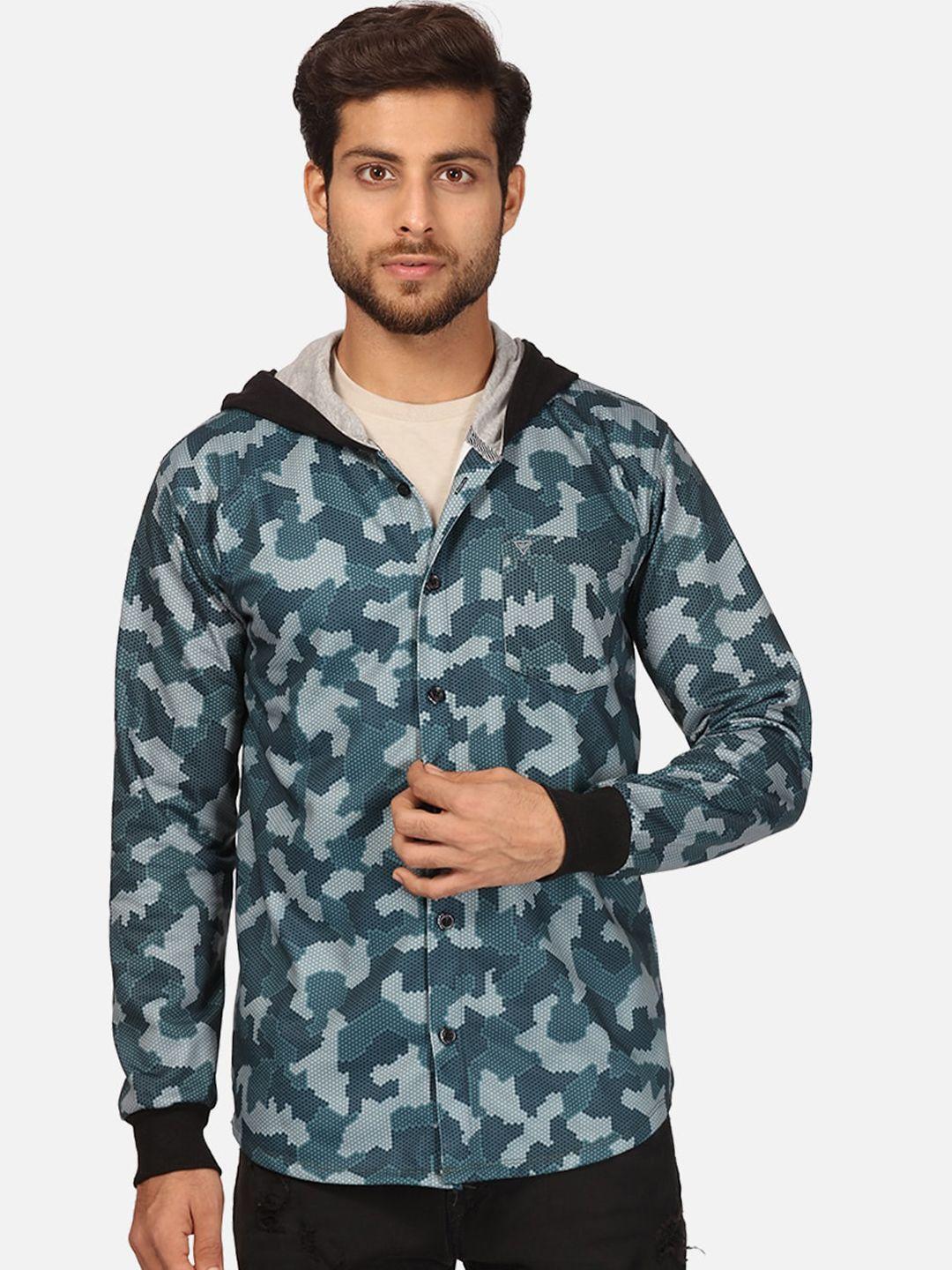 bullmer men green & grey opaque printed brushed fleece hooded casual shirt