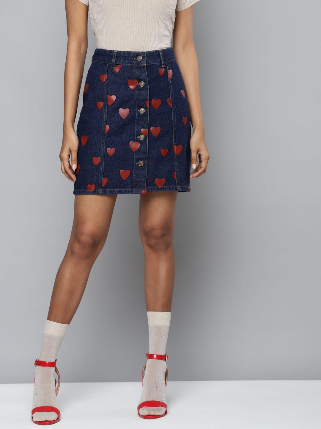 sassafras women navy blue & red heart print mini skirt