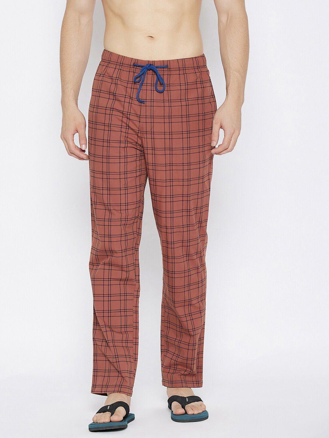 crimsoune club men rust-coloured & navy blue checked smart-fit cotton lounge pants