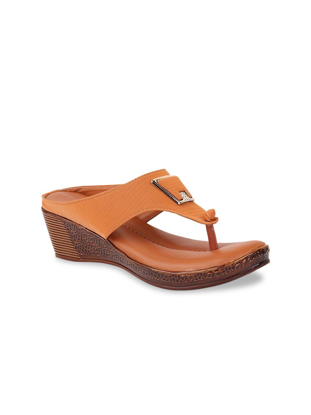 shoetopia woman tan wedge sandals