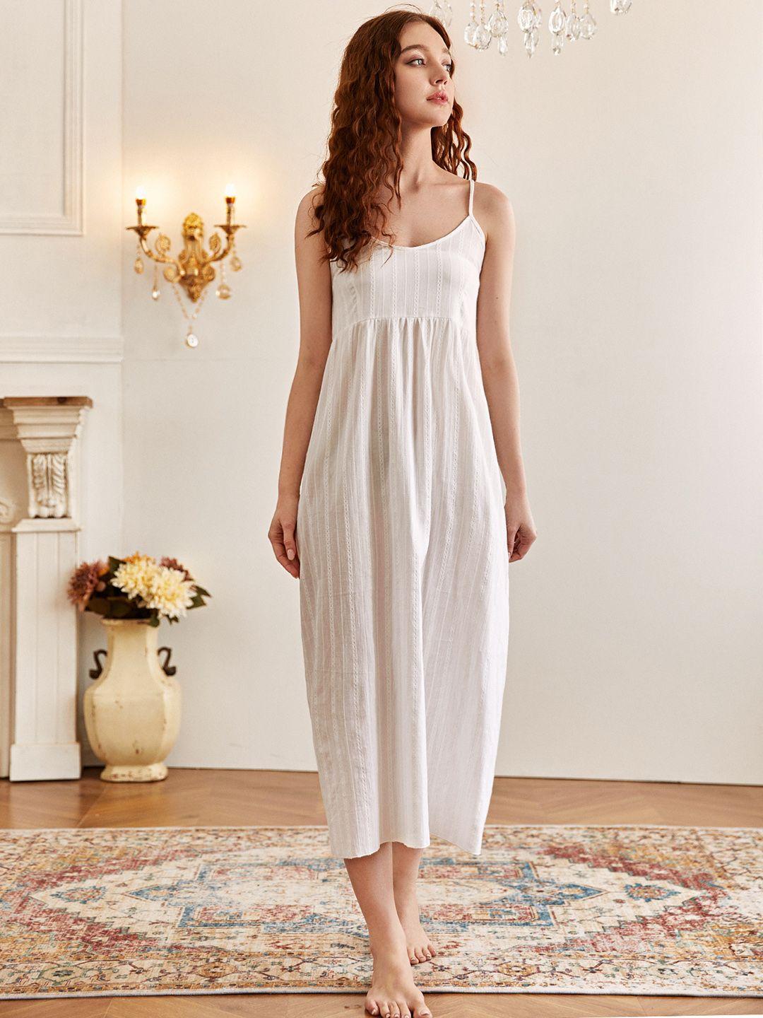 urbanic white solid nightdress