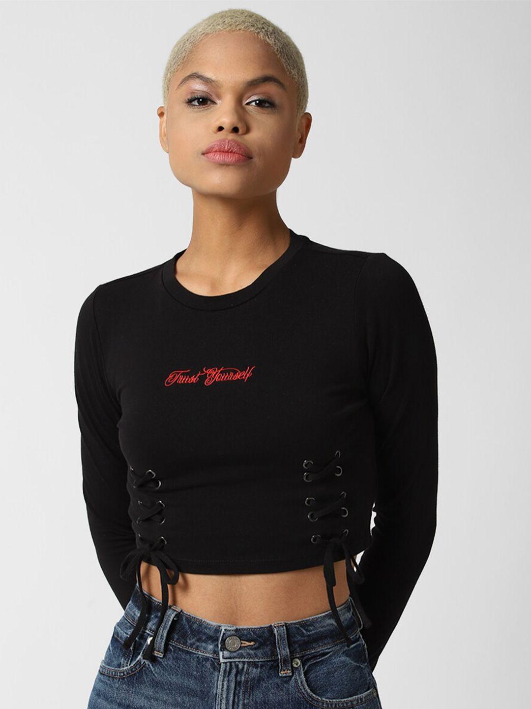 forever 21 woman black regular crop top