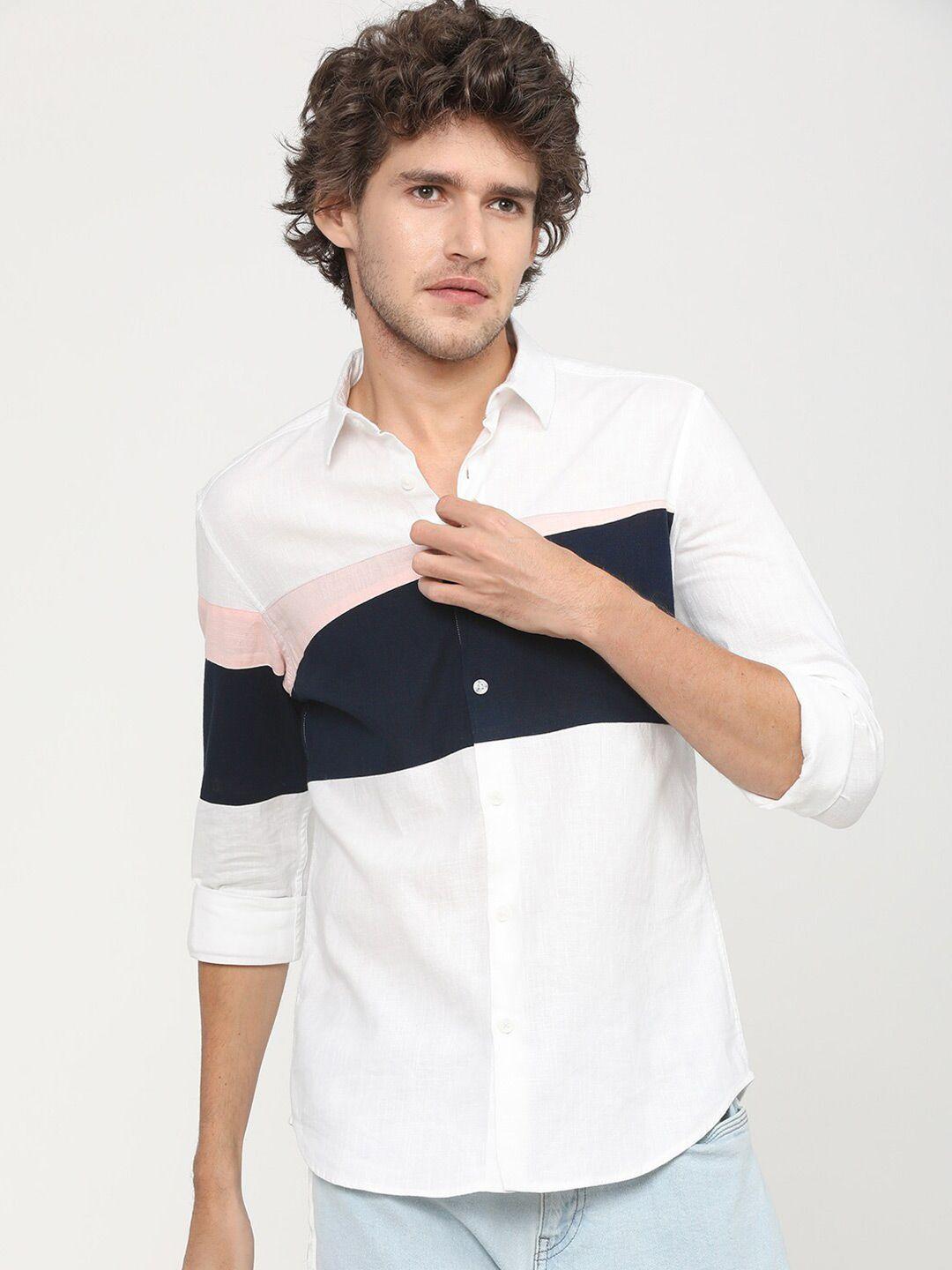 ketch men white & navy blue colourblocked slim fit casual shirt