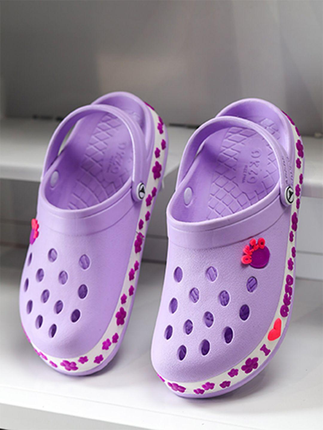 abros women purple & pink printed rubber clogs