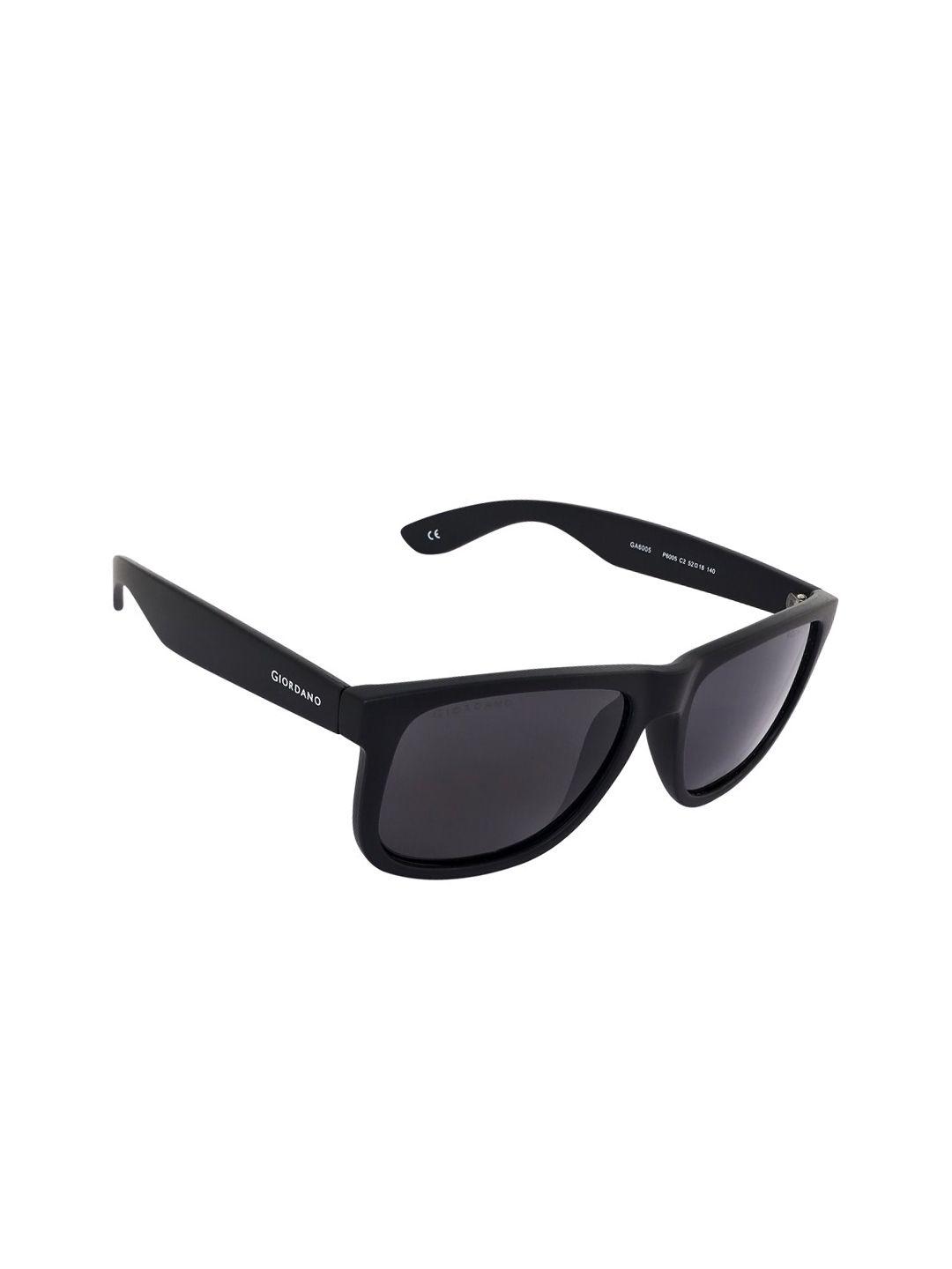 giordano unisex grey lens & black wayfarer sunglasses with polarised lens ga6005c02