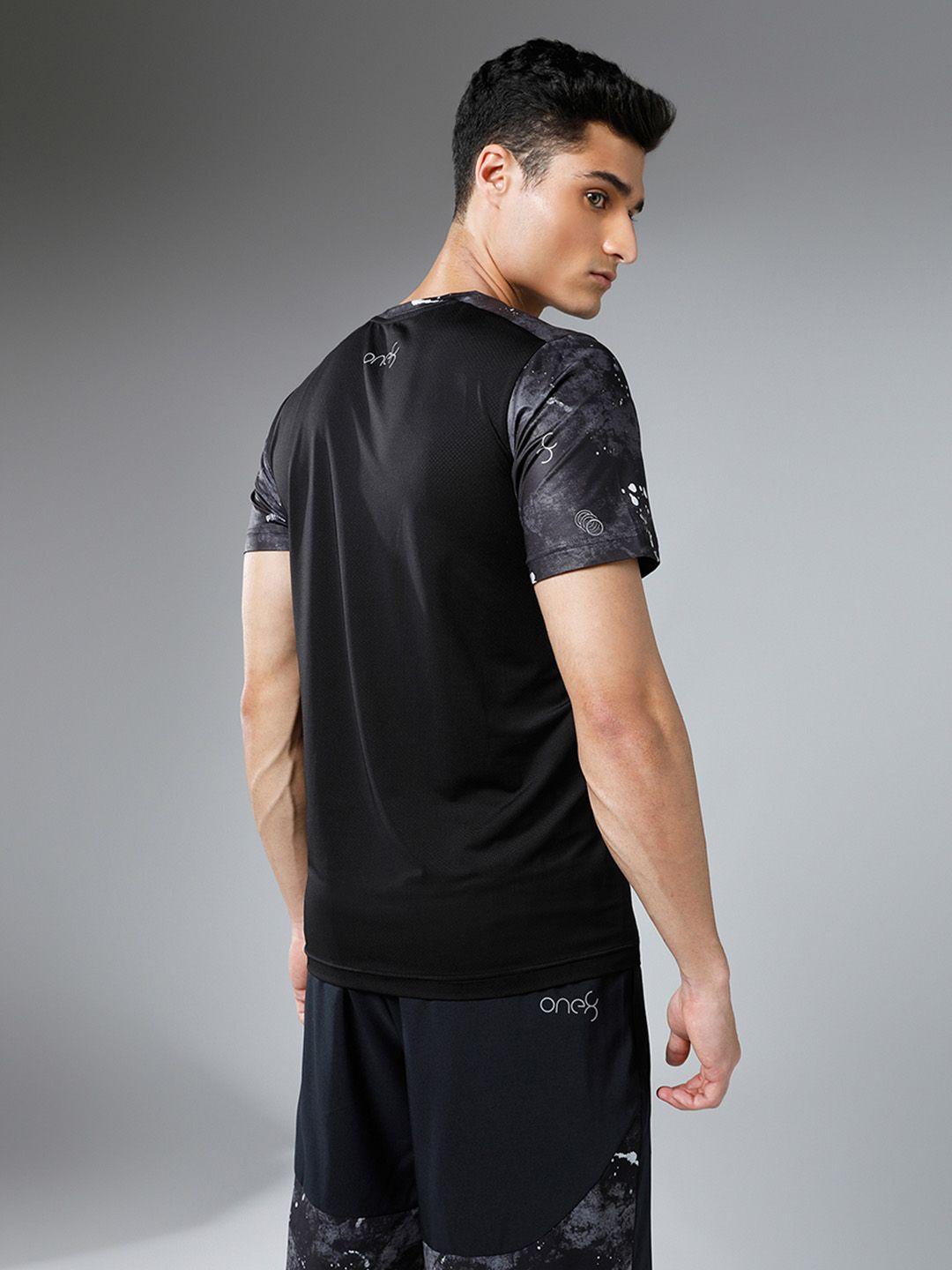 one8 x puma men black sports shorts