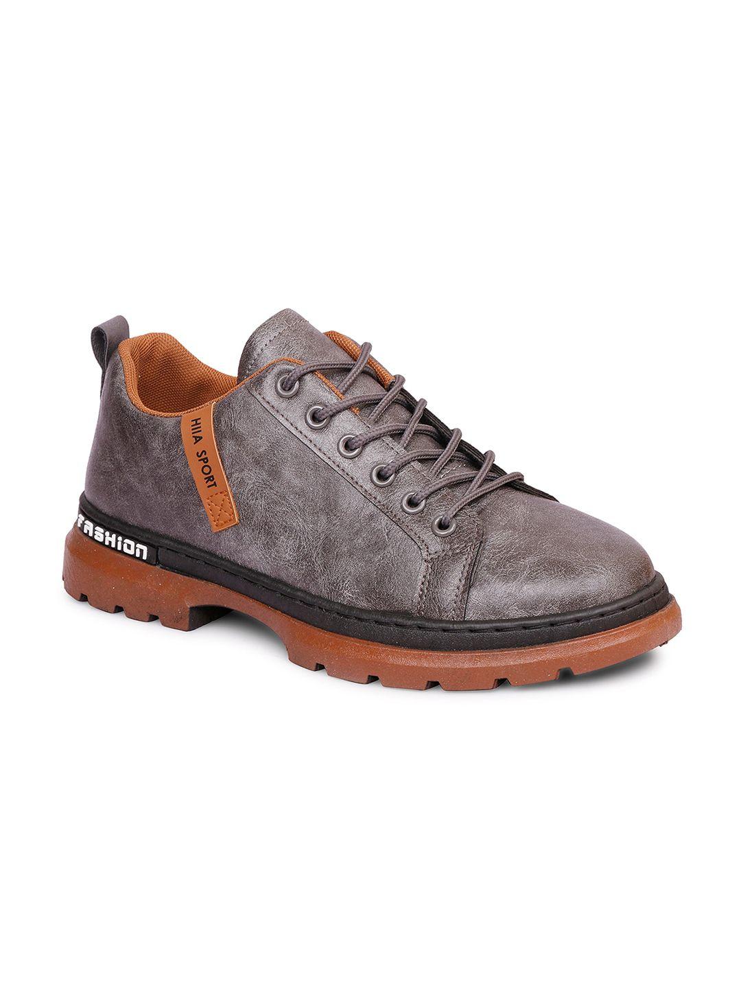 mozafia men grey printed flat boots