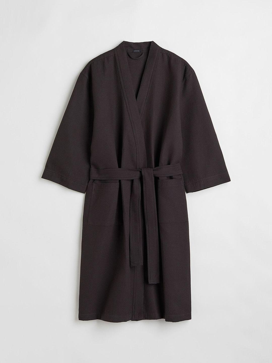 h&m women black waffled dressing gown